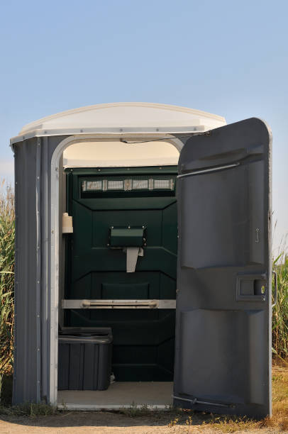 Best Affordable porta potty rental  in Cascade, IA