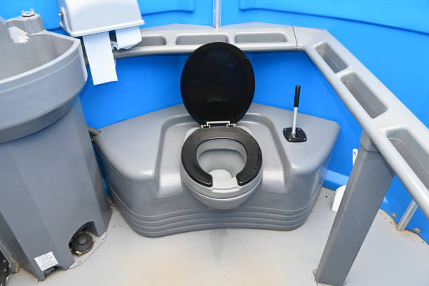 Best Portable restroom trailer rental  in Cascade, IA